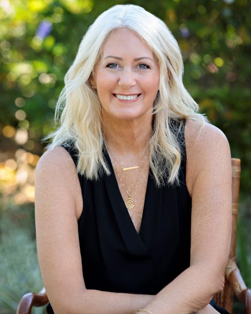 Julie Peters