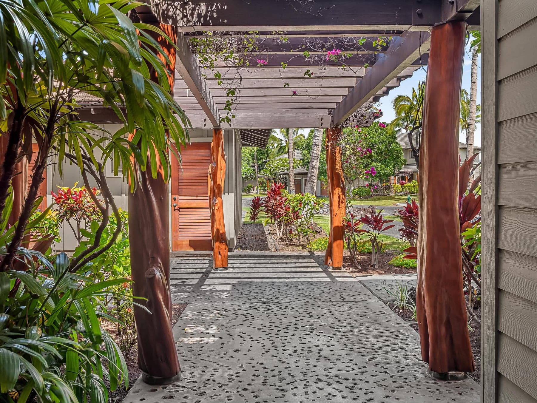 Luxury Living in Mauna Lani Resort Villa