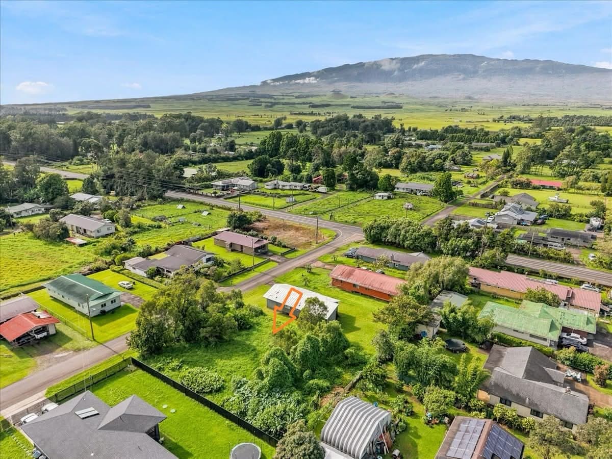 Vacant Lot in Hoonani Subdivision